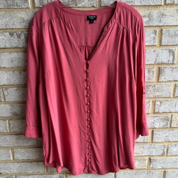torrid Tops - Torrid Harper Mauve 3/4 Roll Tab Sleeve Button Up Blouse Women's Size 2 (2X)